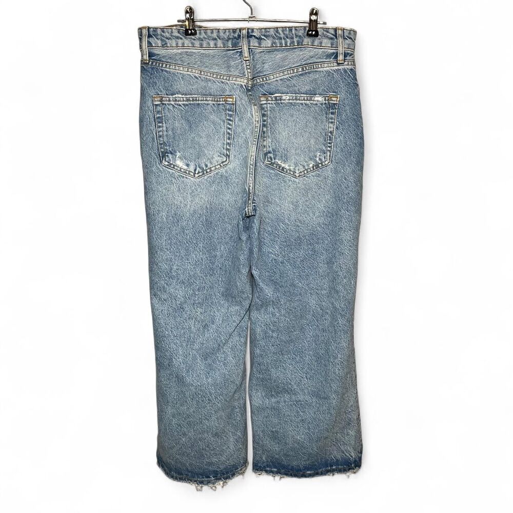 We The Free Baggy Wide Leg Size 30 Blue Jeans Distressed Waist 33” Urban Out - Picture 2 of 8